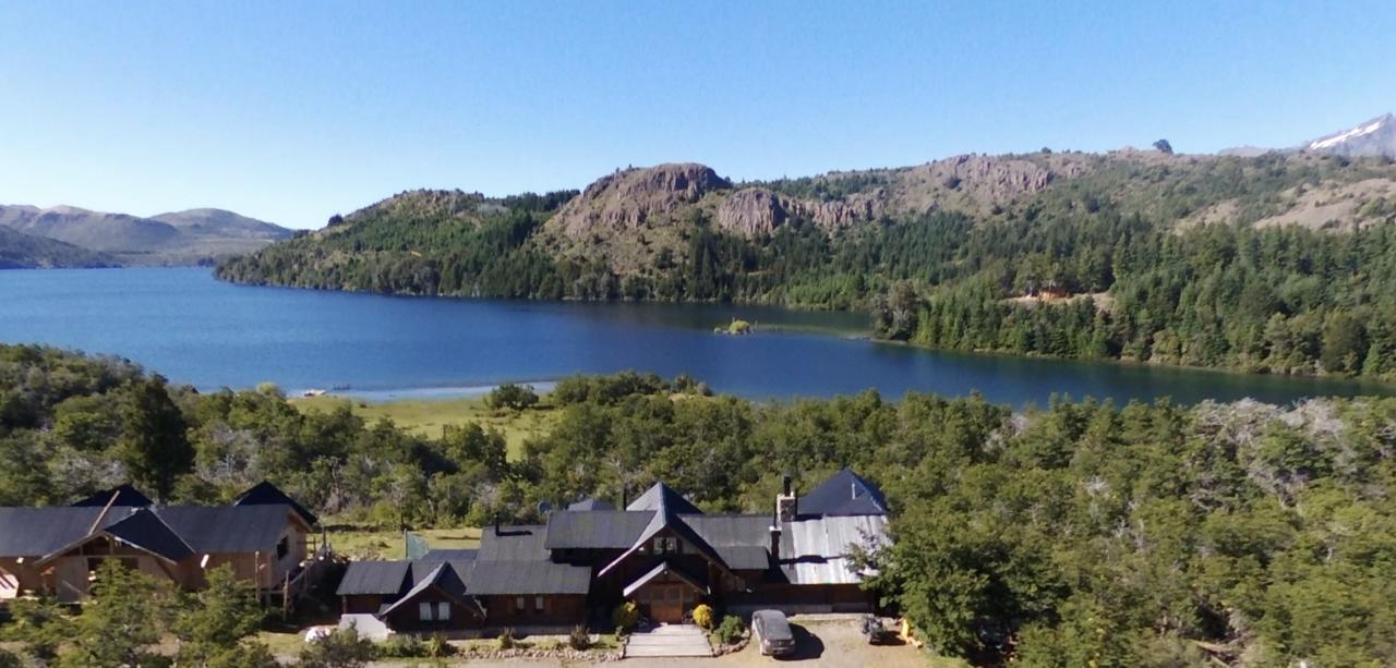 Laguna Larga Lodge Lago Futalaufquen Exterior photo